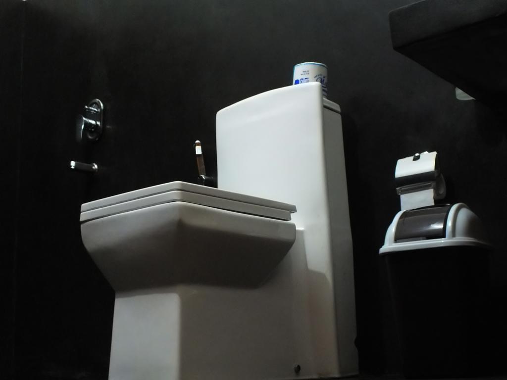 Monarch Ella Hotel Екстериор снимка